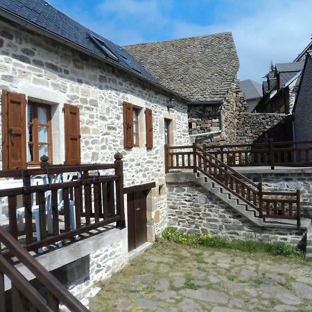 Gite Combret Saint-Germain-du-Teil Exterior foto