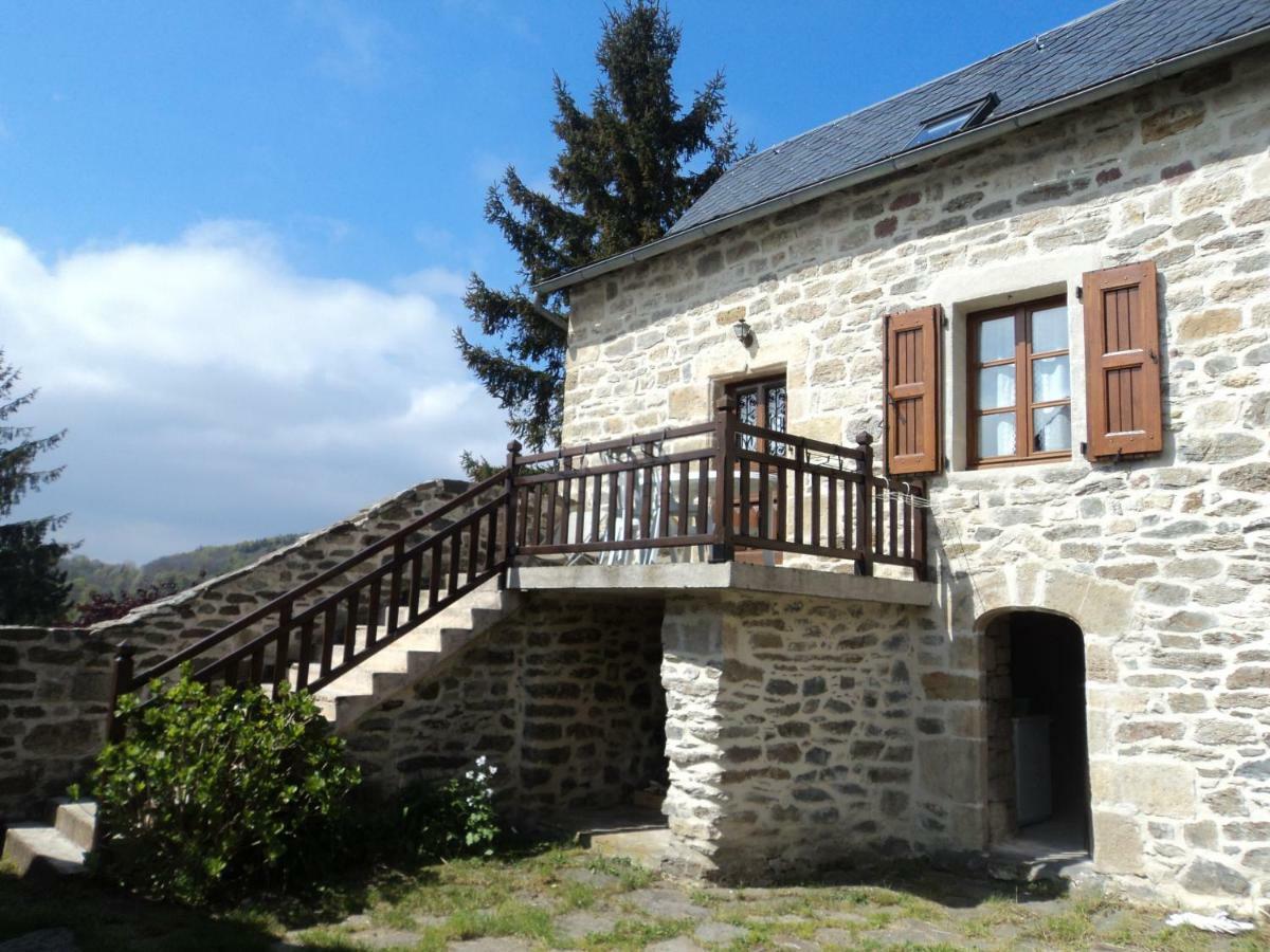 Gite Combret Saint-Germain-du-Teil Exterior foto